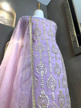 गैलरी व्यूवर में इमेज लोड करें, Organza Unstitch Suit
